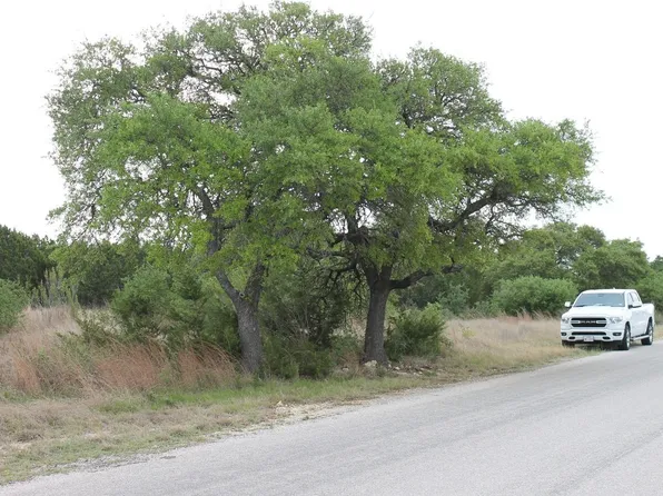 Saddle Ridge Dr. Drive, Bertram, TX 78605