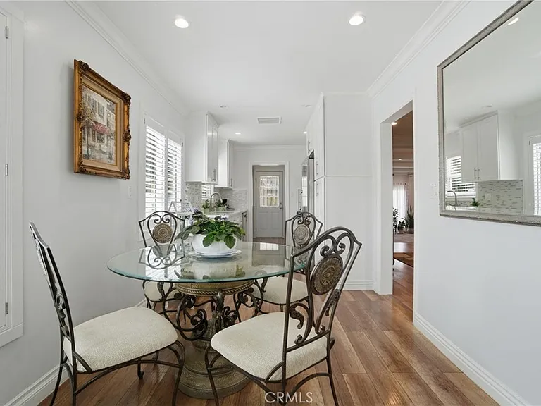 6139 Jamieson Ave — Photo 9