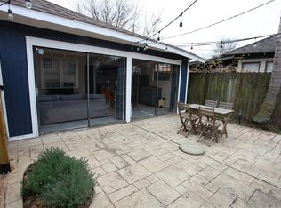 725 E 6th 1/2 St, Houston, TX 77007