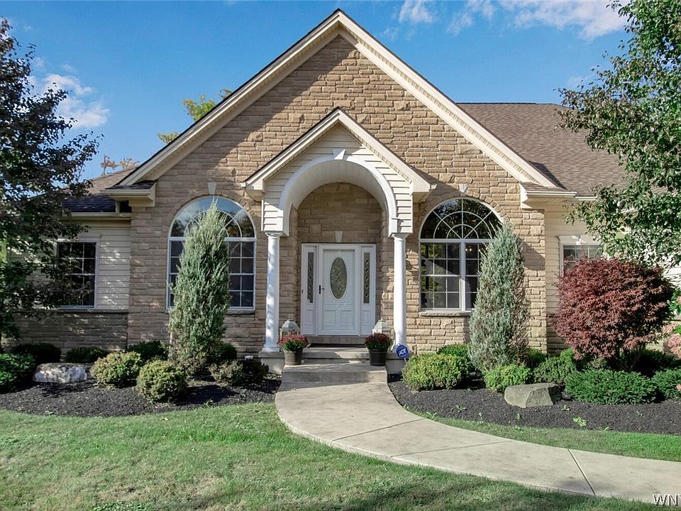 44 Birdsong Pkwy, Orchard Park, NY 14127 Zillow