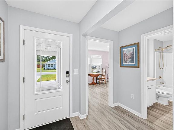 4th image of 194 Cades Ct