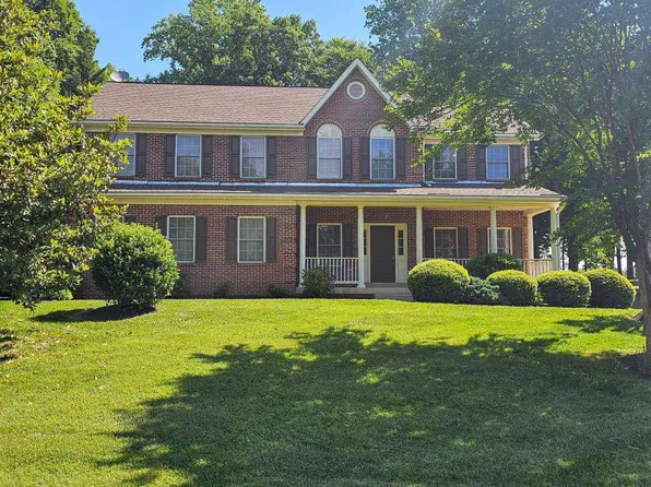 6122 Mint Springs Dr, Warrenton, VA 20187