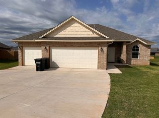 5923 NE Yorktown Ct, Elgin, OK 73538