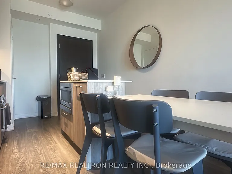 1 Yorkville Ave #4606 — Photo 3