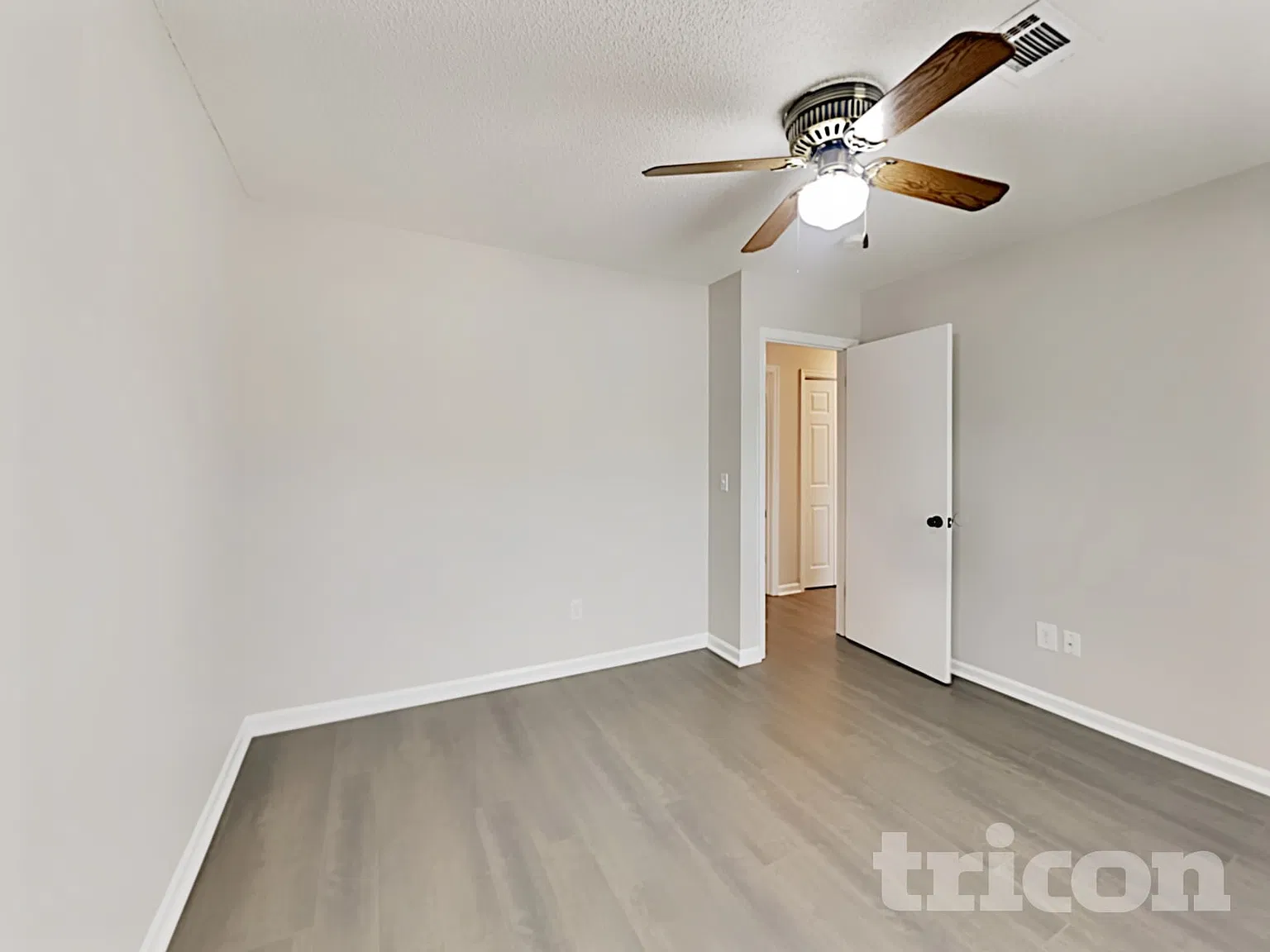 209 Castlewood Lane Elgin SC — Photo 3