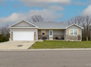 155 Mesa Dr, Waynesville, MO 65583