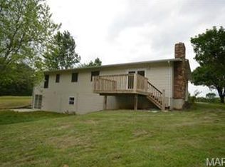 1816 Westmoor Dr, Foristell, MO 63348