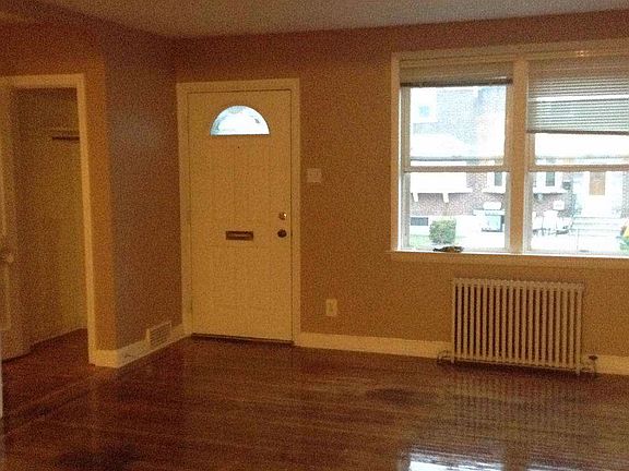 2nd image of 4215 Aldine St
