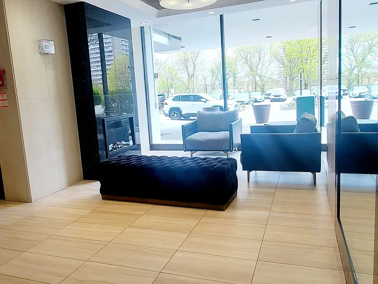715 Don Mills Rd #1708 — Photo 2