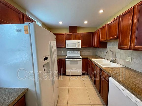 2nd image of 3102 N 17th St Unit A-3102a