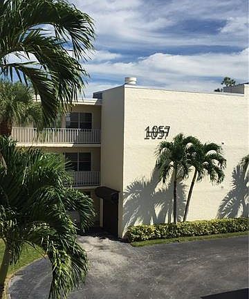 3rd image of 1057 Forest Lakes Dr APT 301