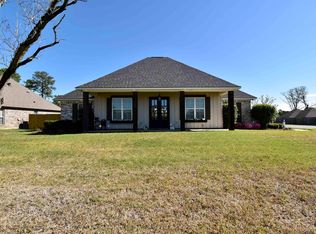 137 Plantation Hill Dr, Ruston, LA 71270