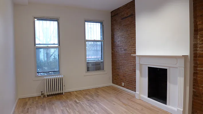 Rented by Avenues Real Estate | media 18