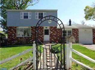 1716 Dixon Ave, Croydon, PA 19021