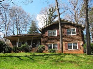 3000 Ormond Dr, Winston Salem, NC 27106