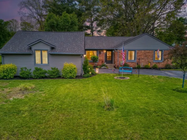 311 Woodland West Dr, Greenfield, IN 46140