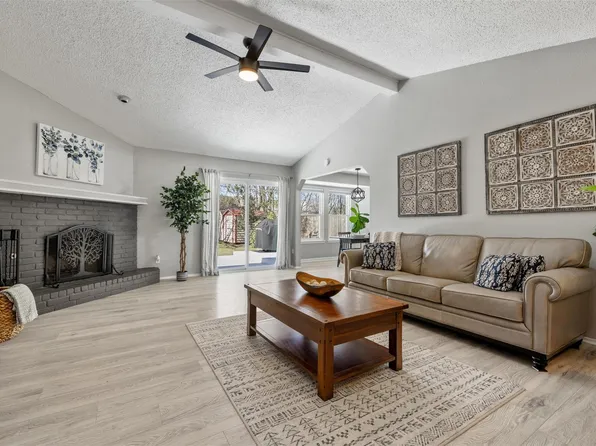 11302 Windermere Mdws, Austin, TX 78759