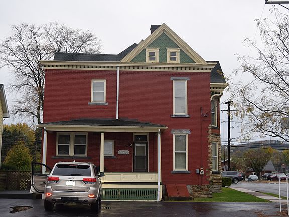 2nd image of 410 W Mahoning St