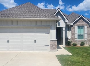 1116 Eclipse St, Hewitt, TX 76643