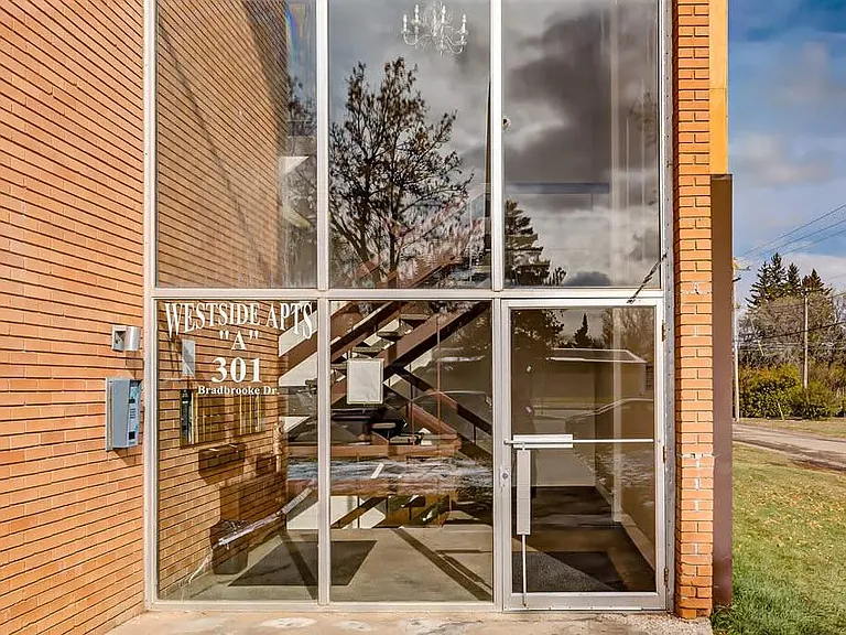 301 Bradbrooke Dr — Photo 1