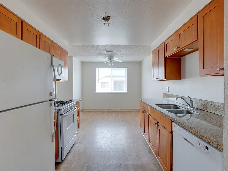 VILLAGE VICTORIAN APARTMENTS - YOUR HOME IS HERE! - UP TO 4 WEEKS FREE! — Photo 12
