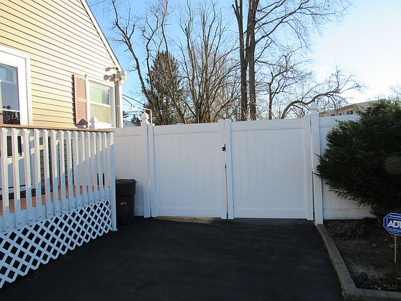 custom 10' wide gate