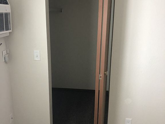 4th image of 1203 34th Street Cir S #103