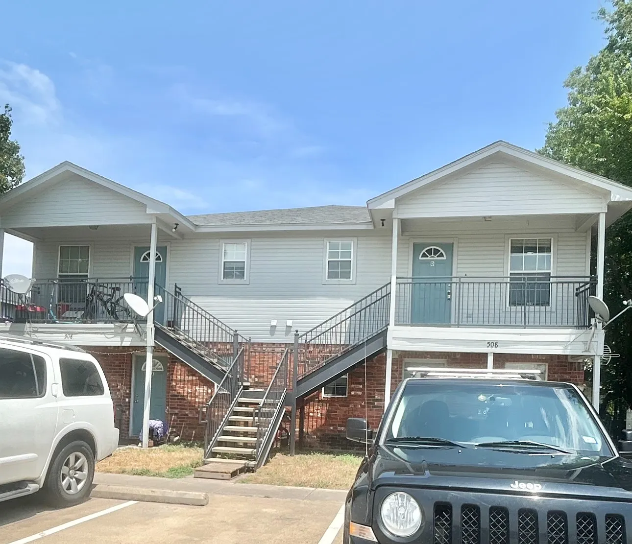 3 bed, 1010 sqft, $1,475 — Photo 1