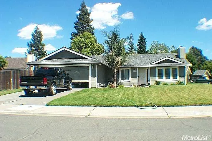 7343 Riverwind Way photo 1