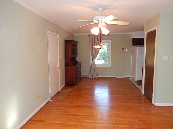 2nd image of 3053 Ashburton Ave