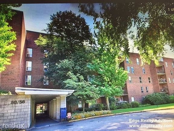 50-56 Broadlawn Park #307 Chestnut Hill Unit Photo 12