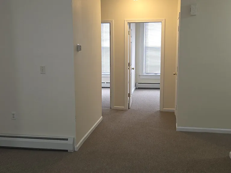186 Sherman Ave #C — Photo 3