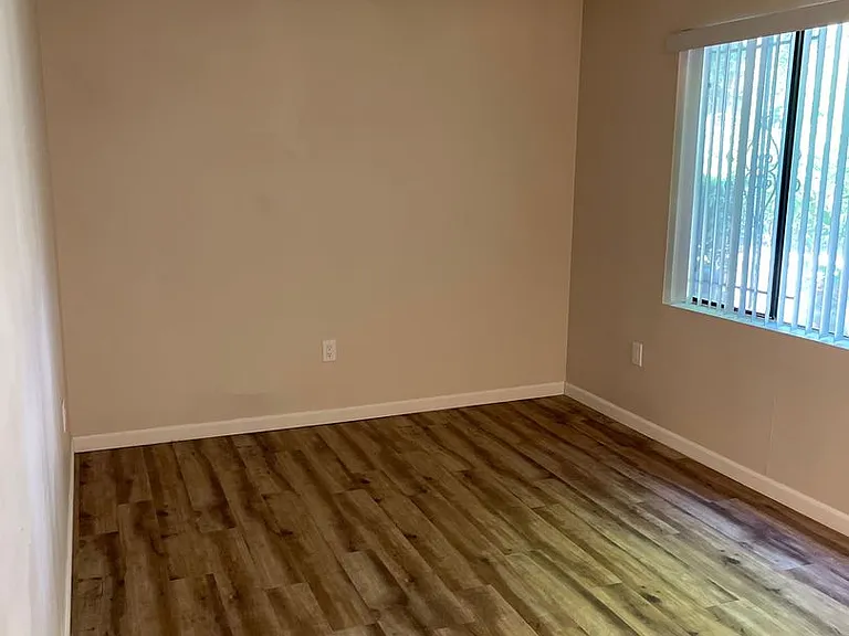 First Hill Apartments — Photo 5