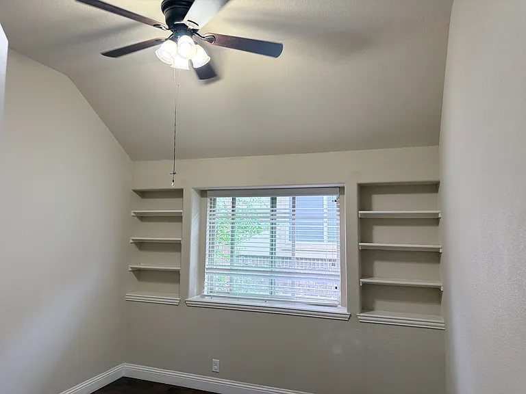1114 Haskell Dr — Photo 30