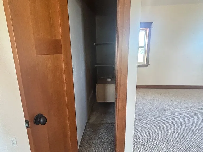 135 Emrie Ln — Photo 46