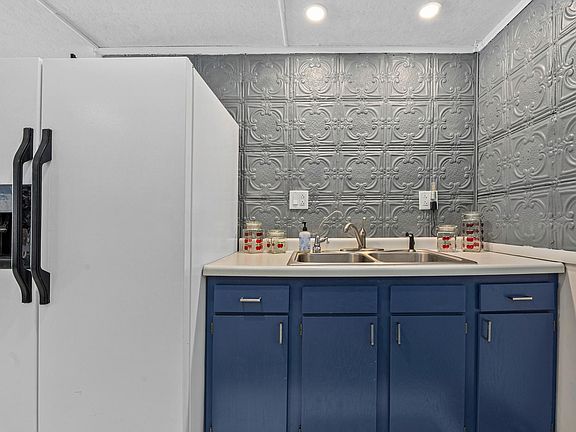 4th image of 6095 N Windpudding Dr