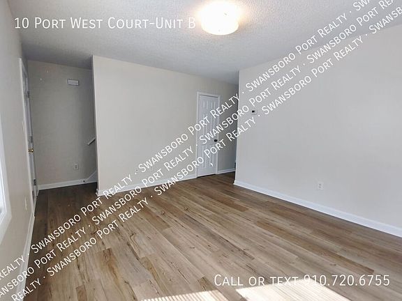 4th image of 10 Port West Ct #B