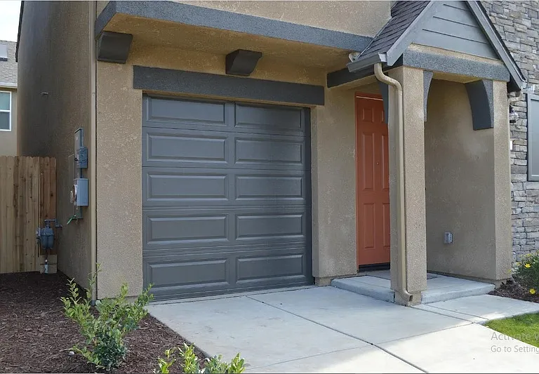 260 Shafer Ave — Photo 4
