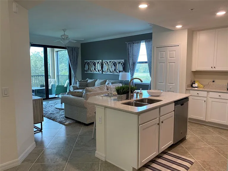 17510 Gawthrop Dr #208 — Photo 3