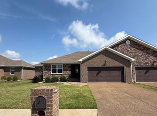 9856 Arbor Lake Dr, Newburgh, IN 47630