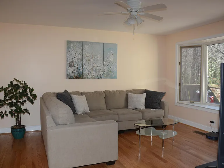 8261 Little River Tpke — Photo 6