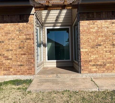 4th image of 6801 SW Fenwick Ave