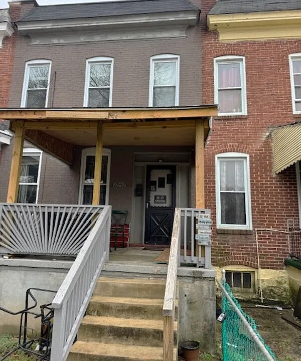 2843 W Garrison Ave #3