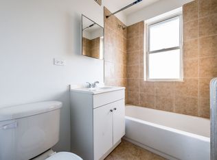 400-402 S Kilbourn Ave Chicago, IL 60624, Chicago, IL 60624