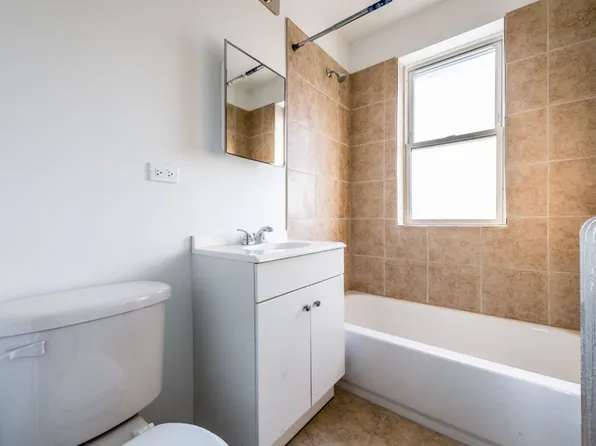 400-402 S Kilbourn Ave Chicago, IL 60624