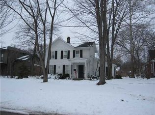 233 E 2nd St, Perrysburg, OH 43551