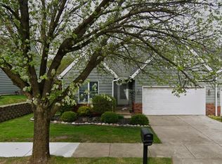 769 Rosslare Pl, Crown Point, IN 46307