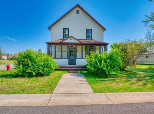 211 3rd Ave N, Biwabik, MN 55708