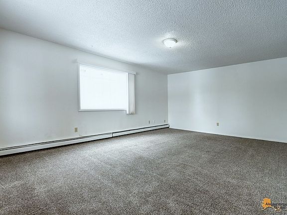 3rd image of 3608 Lois Dr APT 4