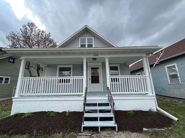 1316 S 24th St, Omaha, NE 68108